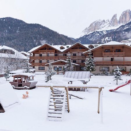 Hotel Sella Ronda Serenella Campitello di Fassa Zewnętrze zdjęcie