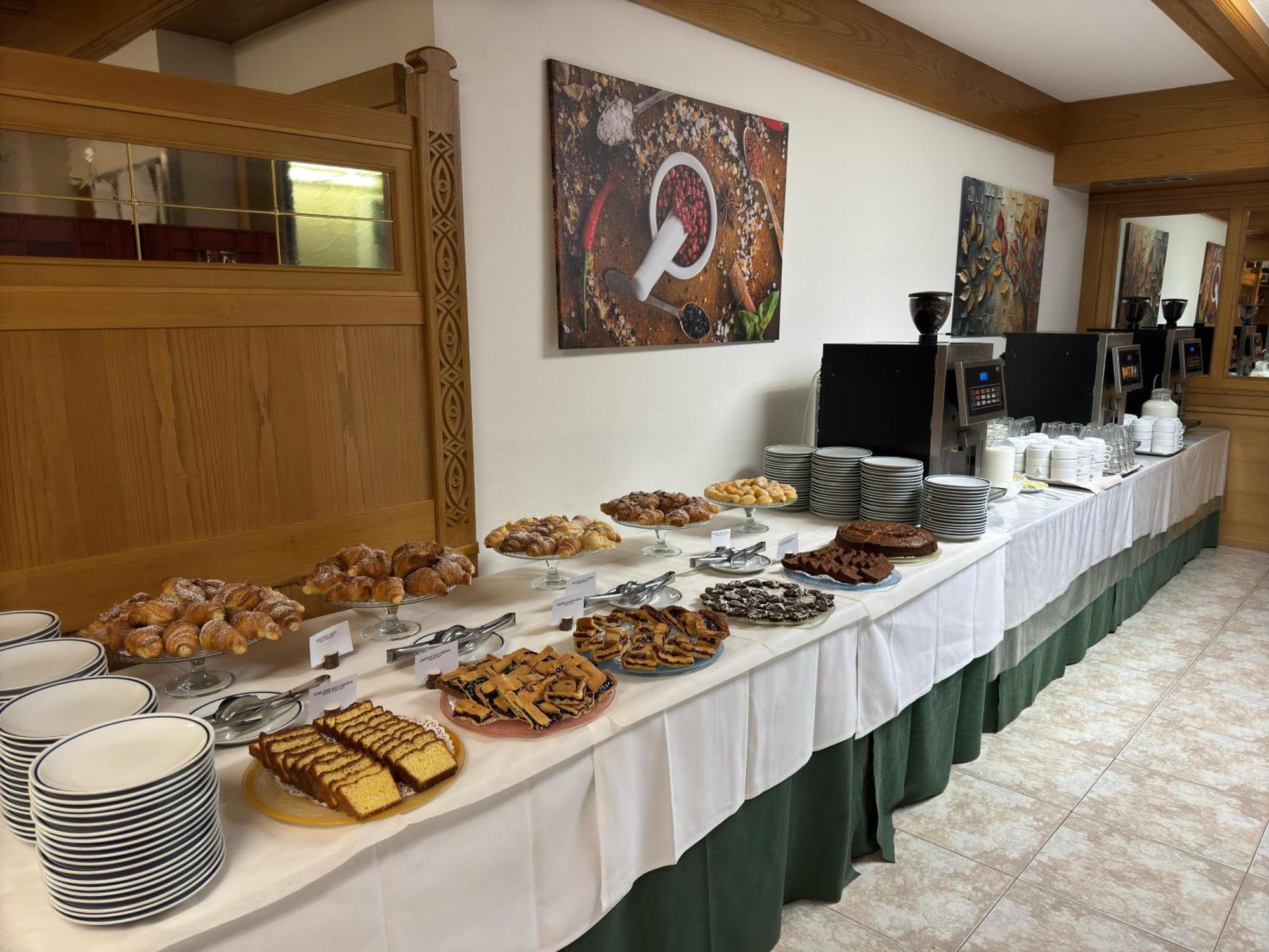Hotel Sella Ronda Serenella Campitello di Fassa Zewnętrze zdjęcie